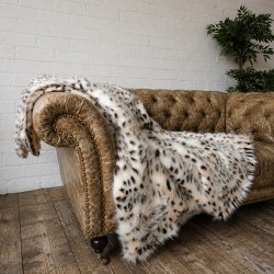 Spotted Faux Fur Throw | Spotty Fur Blanket | Dalmatiner-Decke