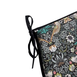 Coussin de siège en forme de D Strawberry Thief Navy | Coussin de siège en forme de D bleu floral