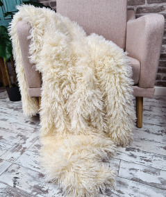 Luxury long-haired cream Mongolian faux fur blanket