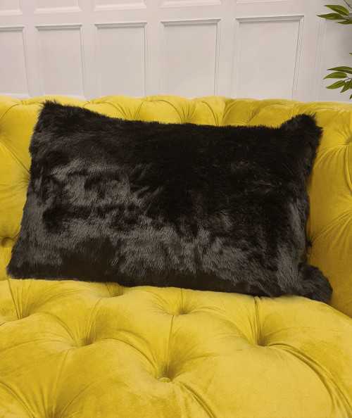 Plain rectangular fur cushions