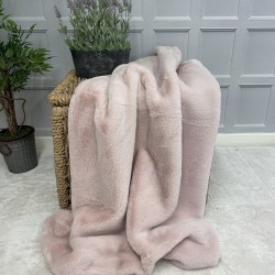 Jeté en fausse fourrure rose Richmond | Grande couverture en fausse fourrure | Couvre-lit rose pâle