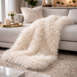 Plaid de luxe en fausse fourrure mongole | Grande couverture bouclée en fausse fourrure crème |