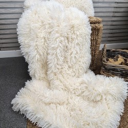 Plaid de luxe en fausse fourrure mongole | Grande couverture bouclée en fausse fourrure crème |