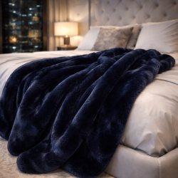 Plaid en fausse fourrure bleu marine Richmond | Plaid en fausse fourrure bleu marine | Couverture bleue