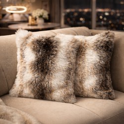 Coussin en fausse fourrure Loup italien | Coussins en fourrure | Housse de coussin en fausse fourrure