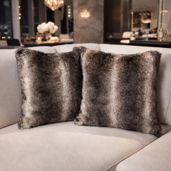 Coussin en fausse fourrure de chinchilla foncé | Coussins et oreillers en fourrure de chinchilla