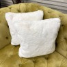 Coussin en fausse fourrure Richmond Crème | Oreiller en fourrure crème | Fourrure blanc cassé