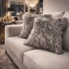Coussin en fausse fourrure de loup européen | Coussins et oreillers en fourrure de loup européen