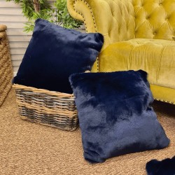 Coussins en fausse fourrure bleu marine Richmond | Coussins en fourrure bleu marine | Coussin bleu