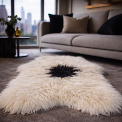 Tapis en peau de mouton naturelle noire et blanche | Peau de mouton islandaise noire et blanche