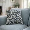 Coussins en tapisserie bleu azur à motif de branches de saule | Coussins en tapisserie à motifs bleus