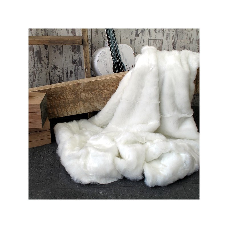 DÉSTOCKAGE ! Chemin de lit en fausse fourrure d'ours polaire blanc | Chemin de lit en fourrure blanche