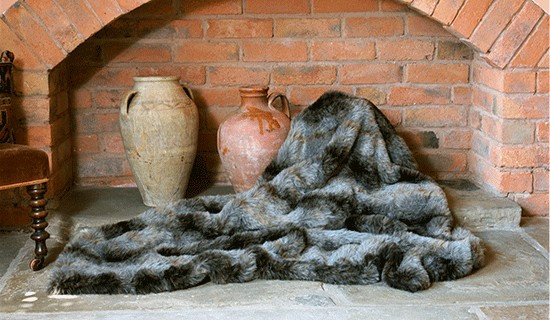 Cruelty free fur | Fake animal friendly fur throws